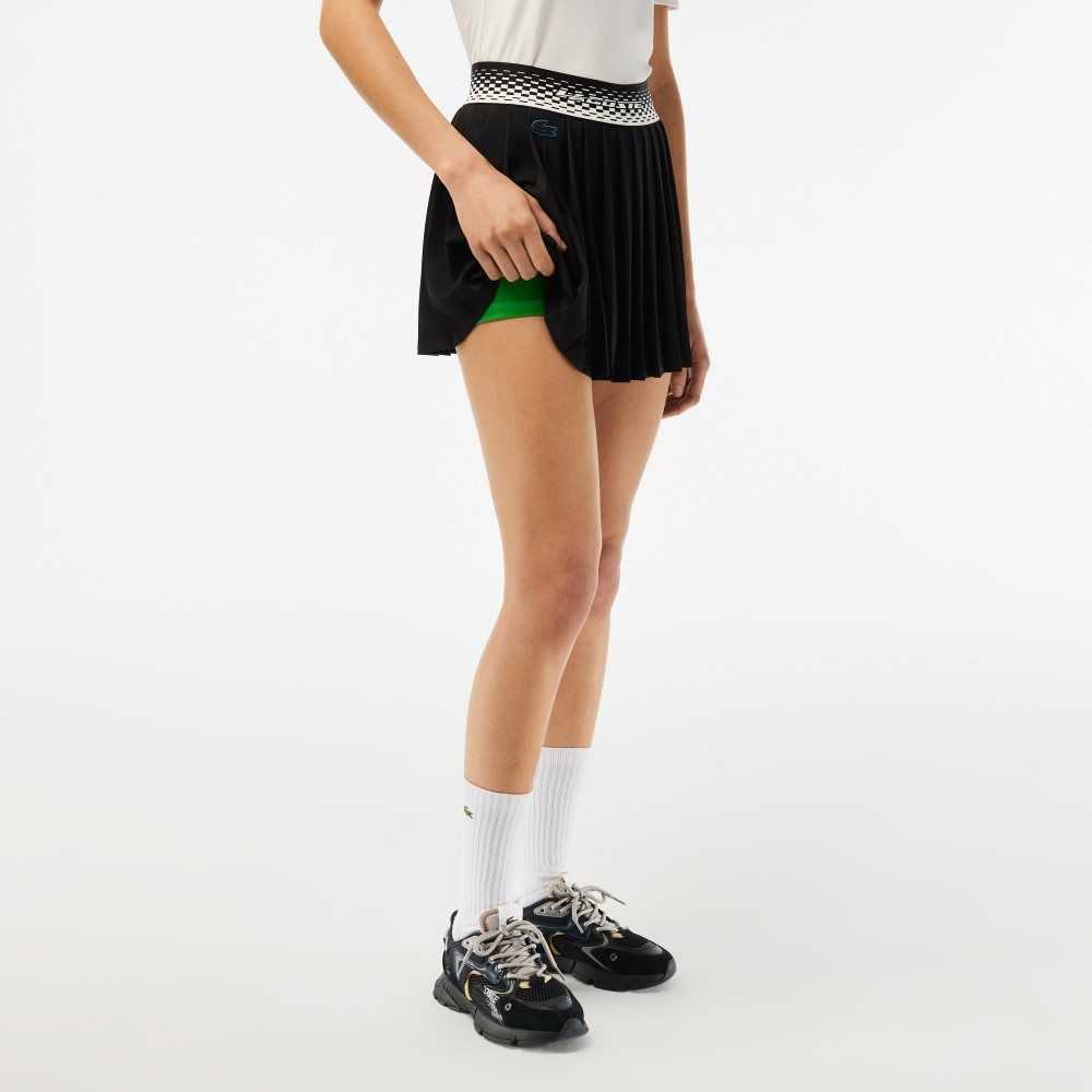 Lacoste Tennis Pleated Skirts with Built-in Shorts Black / Green | DYAN-34728